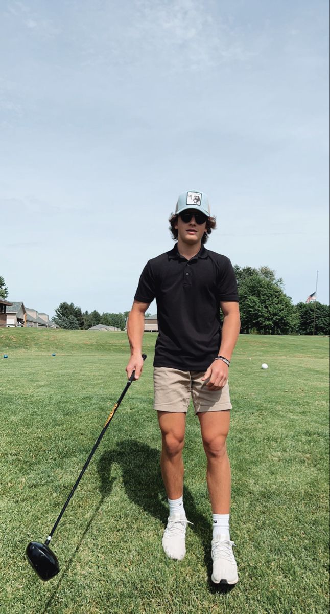 Men’s Country Club Outfit, Men Preppy Outfits Summer, Golf Fits Aesthetic Men, Guys Lululemon Outfit, Lululemon Guys Outfits, Golf Guys Aesthetic, Country Club Men Outfit, Trendy Golf Outfits Men, Athletic Guy Style