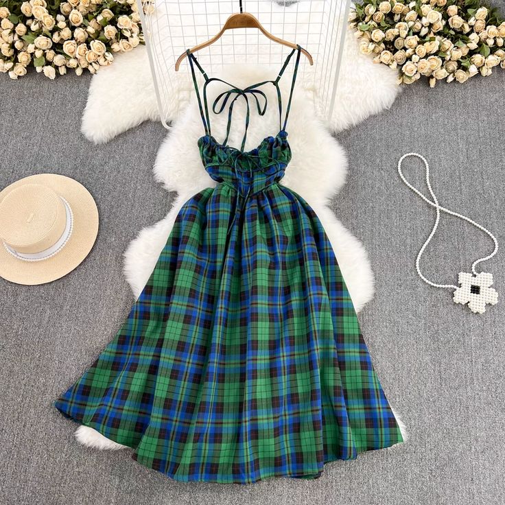 Product NO. :1302Size: S M LWaist type: high waistcolor: greenSleeve: SleevelessSkirt length: mid-length skirtSize details(cm):S Bust 82 Full length 94M Bust 84 Full length 95L Bust 86 Full length 96 Vestidos Boho, Women Robe, Prom Dresses Boho, Boho Beach Dress, Women's Robe, Dress A Line, Suspender Dress, Swimsuit Dress, Prom Dresses Long With Sleeves