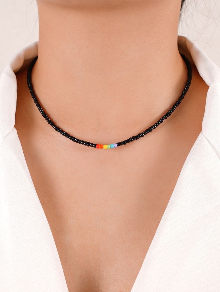 LGBT Beaded Necklace Black Beads Necklace, Pride Necklace, Black Beaded Necklace, Embellished Fashion, Diy Collier, Beaded Necklace Designs, Bracelets Design, Beaded Necklace Diy, Diy Bracelet Designs