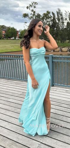 Cute Formal Dresses, Gown Prom Dresses, School Dance Dresses, Stunning Prom Dresses, Long Evening Gowns, Prom Dress Inspiration, Cute Prom Dresses, Pretty Prom Dresses, Grad Dresses