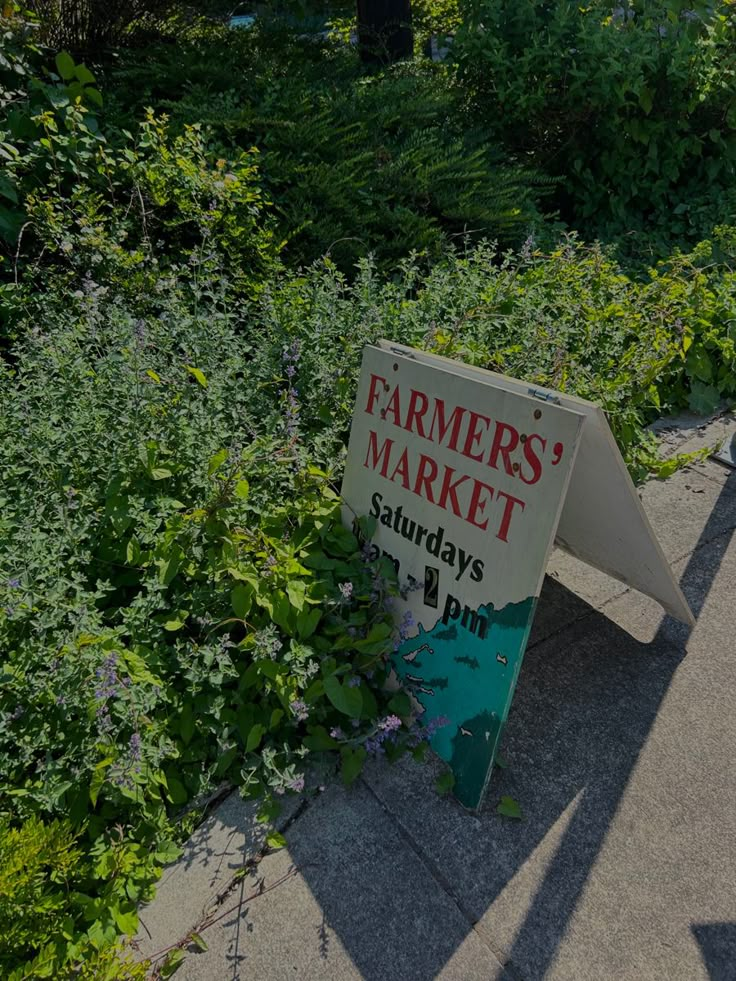 farmers market, farmers market sign, aesthetic photo, aesthetic sign, bainbridge island, washington, ferry, washington aesthetic, summer, summer aesthetic Seattle Farmers Market, Summer Freedom Aesthetic, Summer Market Aesthetic, Farmers Markets Aesthetic, Small Town Farmers Market, March Mood Board Aesthetic, Farmer Market Aesthetic, Local Farmers Market Aesthetic, Vintage Farmers Market Aesthetic