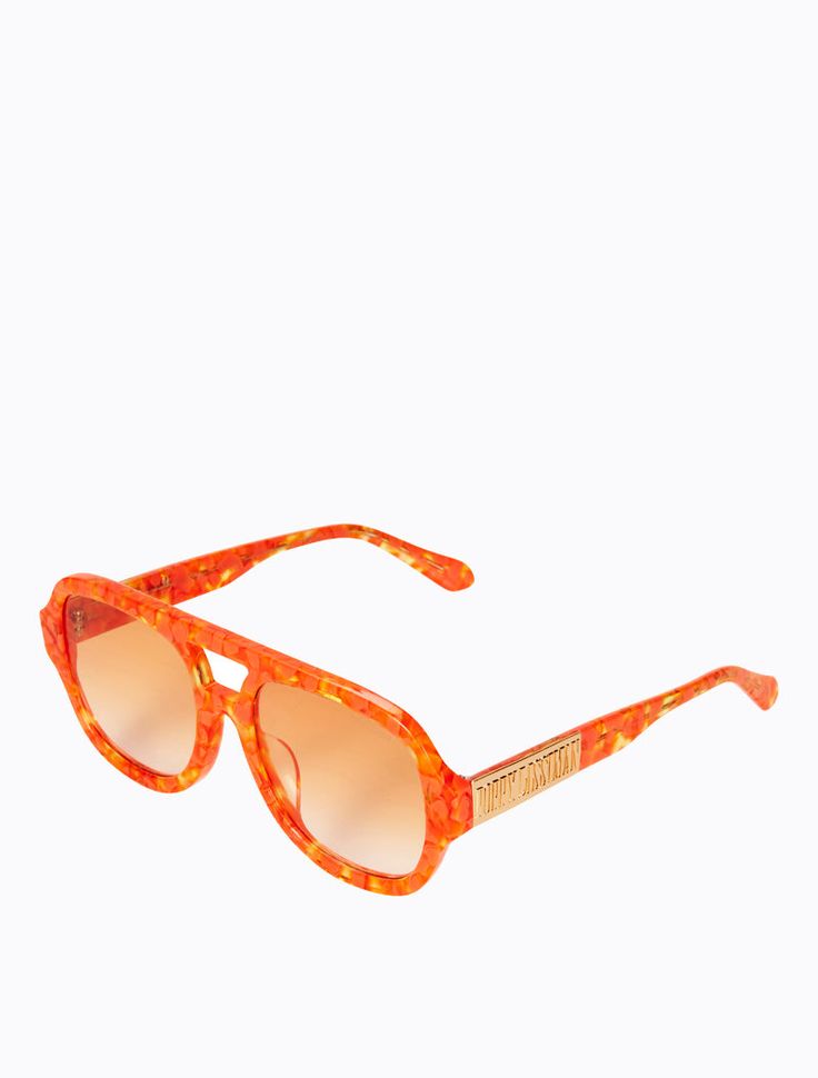 Ian Wood, Poppy Lissiman, Glasses Frames Trendy, Orange Gradient, Funky Glasses, Classic Vintage Style, Dior Earrings, Europe Outfits, Cute Glasses