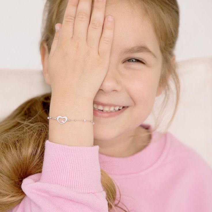 This pink enamel and sterling silver bead bracelet represents the never-ending love and friendship. So pretty and dainty and comfortable to wear, it's a great way to show your love to your little child. This ID bracelet is the perfect gift for Birthday, Christmas and any other special occasion. A complimentary gift box is included. Valentine Gifts Jewelry, Heart Kids, Girls Bracelet, Sterling Silver Bead Bracelet, Love And Friendship, Hearts Girl, Kids Bracelets, Silver Bead Bracelet, Pink Enamel