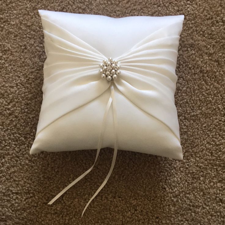 Ring Bearer Pillow, Never Used Wedding Ring Cushion, Wedding Ring Bearer Pillow, Ring Boy, Ring Pillow Wedding, Ring Bearer Pillows, Wedding Pillows, Ring Bearer Pillow, Cushion Ring, Ring Pillow