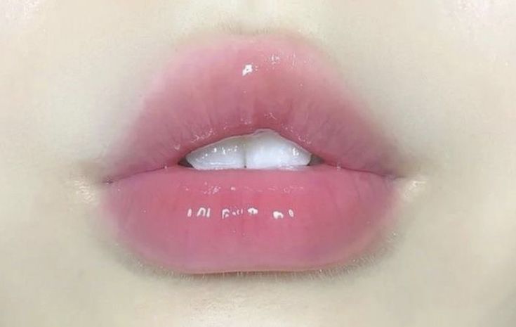 Bunny Makeup, Lips Inspiration, Bentuk Alis, Peach Lips, Doll Eye Makeup, 사진 촬영 포즈, Ethereal Makeup, Cute Makeup Looks, Perfect Lips