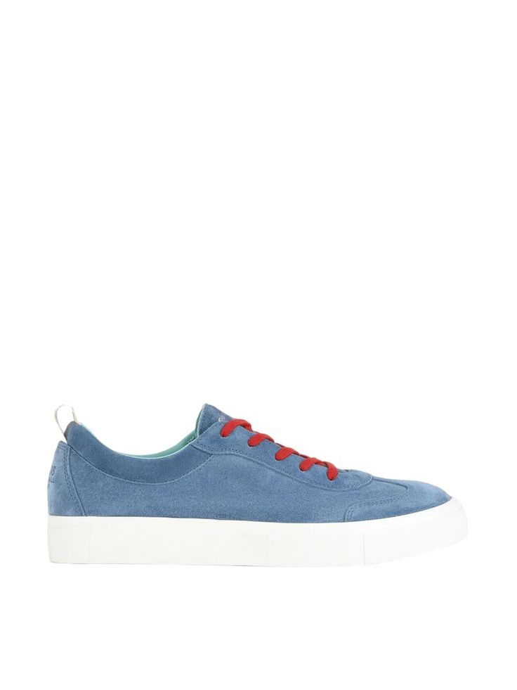 Panchic's P08 men's sneaker presents a stylish blue suede upper paired with a box sole, creating a contemporary aesthetic. Contrasting red and denim cotton laces add a unique touch, while the iconic 'The Wall Star' logo detail on the spoiler enhances its casual appeal.

- Sole height: 3 cm  
- Unlined interior with leather details  
- Removable antibacterial microfibre insole  
- Internal elastic bands for comfort  
- Material: 100% Leather Blue Low-top Suede Custom Sneakers, Blue Suede Low-top Custom Sneakers, Sporty Blue Suede Custom Sneakers, Blue Suede Sporty Sneakers, Blue Suede Sneakers For Streetwear, Casual Red Suede Custom Sneakers, Casual Lace-up Suede Skate Shoes, Blue Suede Sneakers With Vulcanized Sole, Blue Leather Sneakers With Red Sole