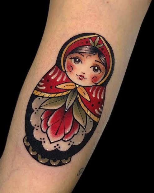 Babushka Tattoo, Matryoshka Tattoo, Russian Doll Tattoo, Nesting Doll Tattoo, Black And Blue Tattoo, Russian Tattoo, Doll Tattoo, Tattoo Old School, Tattoo Pictures