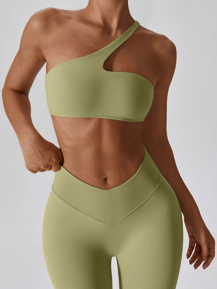 PRODUCT FEATURES: Butter Soft Fabric. One Shoulder Breathable.? quick-dry. moisture absorption. Wear-tested by our in-house team for the perfect fit. FABRICATION: 78% Nylon 22% Spandex Sweat-wicking technology that can remove moisture from your body BRA BODY LENGTH: S?- 10cm (3.94inch) M?- 10.5cm (4.14inch) L?- 11cm (4.34inch) XL-11.5 cm(4.54inch) Body Bra, Staying Active, Design Stand, Padded Sports Bra, Yoga Set, Sports Training, Physical Activity, Fitness Activities, Black Khakis