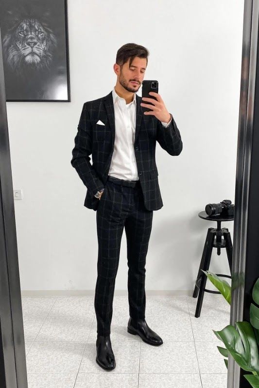 Black Suit White Shirt, What Is Business Casual, Networking Event Outfit, Event Outfit Ideas, Chelsea Boots Men Outfit, Chelsea Boots Outfit, Boots Men Outfit, Boots Outfit Men, Classy Business Outfits