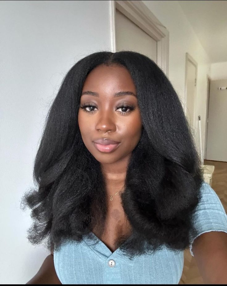 Ig: Rachealakua Natural Hair Blowout, Twisted Hair, Girls Natural Hairstyles, Blowout Hair, Black Femininity, 4c Hair, Black Hair Care, Long Natural Hair, Natural Hair Inspiration