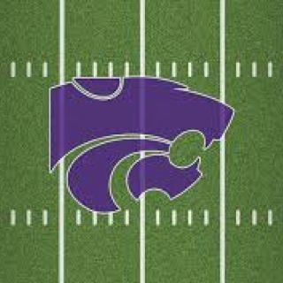 the kansas state football team logo is shown on an empty field