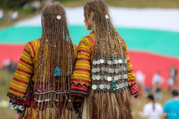 Braided Hair Extensions, Traditional Hairstyles, Slavic Clothing, Bulgarian Clothing, Festival Aesthetic, Traditional Gowns, Traditional Hairstyle, Folk Clothing, European Hair