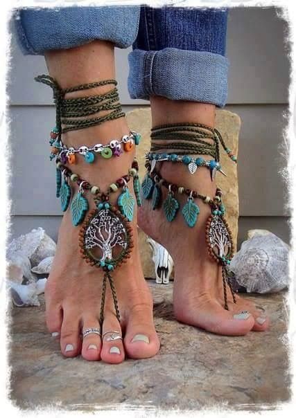 Pastel Jewellery, Purple Forest, Look Boho Chic, Barefoot Sandal, Wedding Tree, Jewelry Crochet, Mode Hippie, Ankle Jewelry, Bohemian Vibes