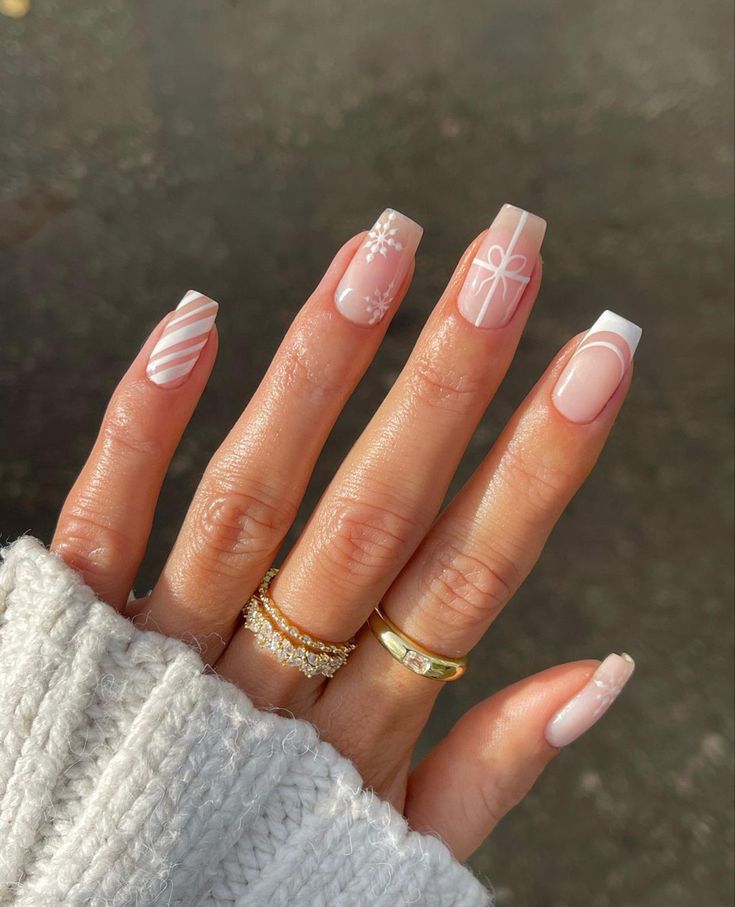 Unghie Nail Art, Milky Nails, Winter Nails Acrylic, Nagel Tips, Christmas Nails Easy, Christmas Gel Nails, Christmas Nails Acrylic, Acrylic Nails Coffin Short, Short Acrylic Nails Designs