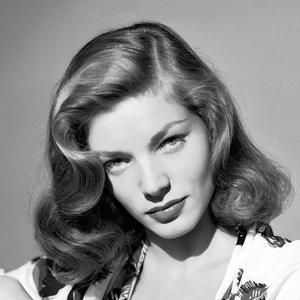 40s Hairstyles, 50s Hairstyles, 1940s Hairstyles, Hollywood Hair, Lauren Bacall, Vintage Versace, Retro Hairstyles, Old Hollywood Glamour, Vintage Vogue