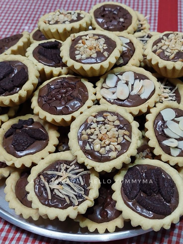 there are many desserts on the plate ready to be eaten