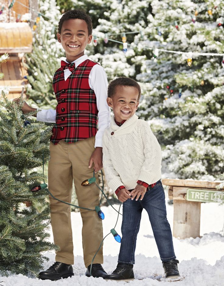 Boys Christmas Outfits For Pictures, Boys Holiday Outfits, Kids Christmas Outfits Boys, Christmas Outfits Dressy, Sweater Bow, Boy Christmas Outfit, Christmas Performance, Picture Day Outfit, Boys Picture