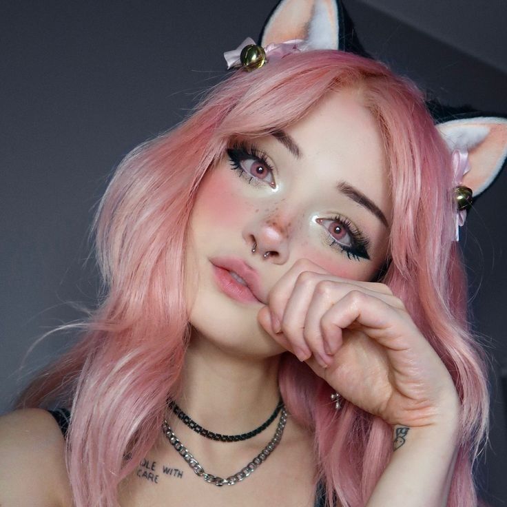 Milkgore Makeup Tutorial, Milkgore Makeup, Pink Cat Makeup, Pink Egirl Makeup, Uwu Girl Makeup, Belle Delphine Makeup, Egirl Makeup Soft, Pink Hair Cosplay, Gamer Girl Makeup