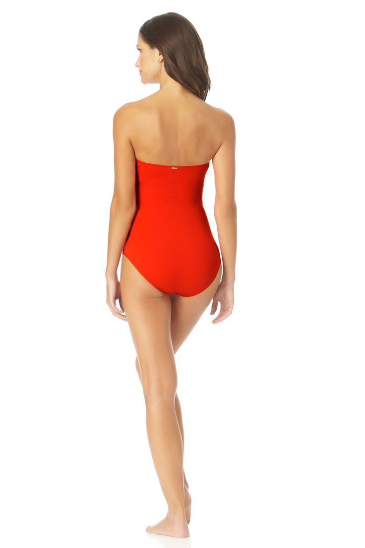 Our Twist Front Shirred One Piece Swimsuit is perfect for the beach, pool, or anywhere that calls for sun and play. You'll feel beautifully elegant in this one piece, designed with a stylish twist front detail and shirred sides to accentuate your figure. The bandeau cut will flatter your shoulders and neckline as you lounge by the sea. With this Twist Front Shirred One Piece in your collection, you'll be in style no matter what occasion you wear it for. Our model is 5’ 9” and is wearing a size 6 Color Twist, Green One Piece, Flattering Swimsuits, Bandeau Swimsuit, Beautiful Suit, Suit Style, Tunic Styles, Tan Lines, Beach Pool