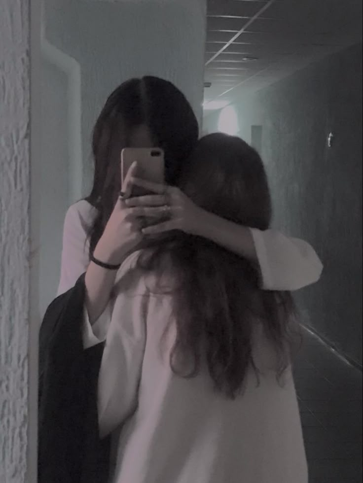 #aesthetic #friends #girls #couple #2girls #lesbian I Need A Girlfriend, Need A Girlfriend, Girls Cuddling, Future Girlfriend, Aesthetic Friends, Girlfriend Goals, Girl Couple, Lgbt Love, Mama Mia