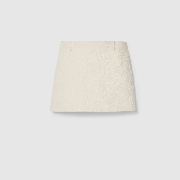 Textured cotton mini skirt in ivory | GUCCI® International Bougie Closet, Designer Bottoms, Agriculture Projects, Gucci Skirt, Cotton Mini Skirt, Mini Skirt Style, Gucci Spring, Gucci Store, Gucci Mini