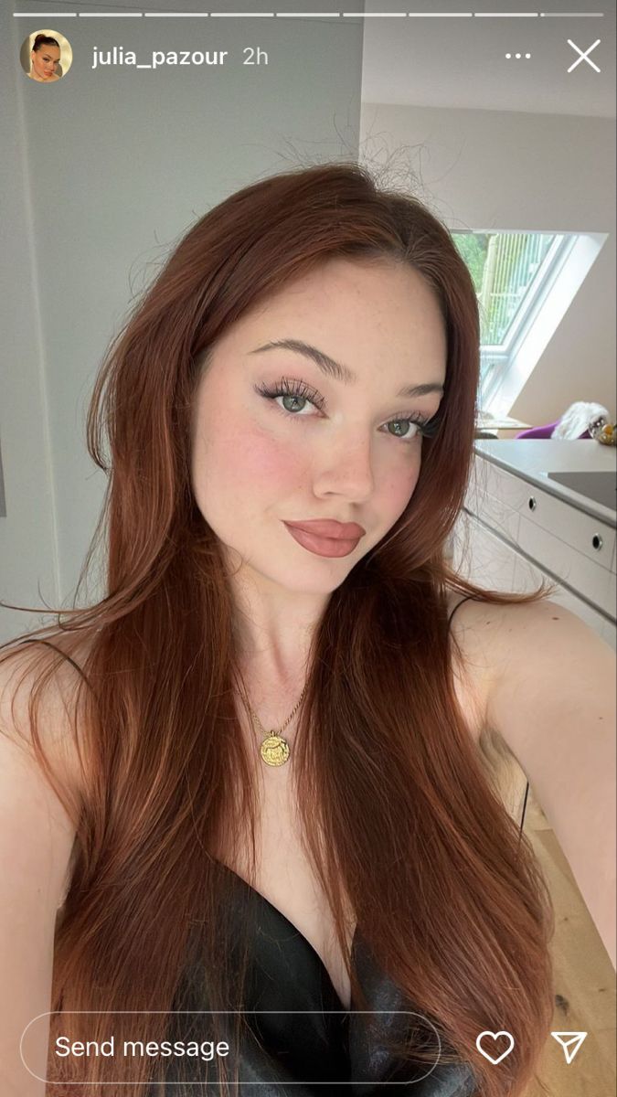 Dark Ginger Hair, Hair Color For Brown Eyes, Pale Skin Hair Color, Copper Brown Hair, Hair Colour For Green Eyes, Dark Auburn Hair, Amber Hair, Hair Pale Skin, Rambut Brunette