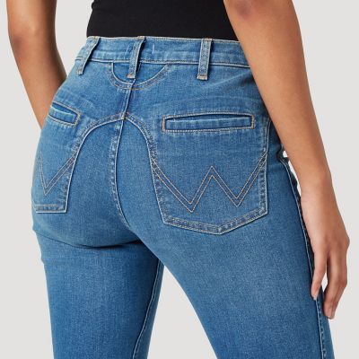 Women's Western Yoke Flare Jean | Womens Jeans by Wrangler® Wrangler Jeans Women's, Wrangler Women, Linen Tunic Dress, American Jeans, Jeans For Women, Denim Details, Wrangler Jeans, Womens Jeans, Closet Fashion