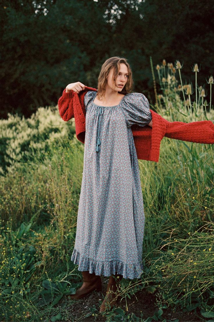 It only took us 10 years, but we finally made a Christy Dress this Spring and now she's back in our last installment of Summer! Crafted of 100% regenerative cotton, the Christy Dress is an easy fit midi length dress with short bubble sleeves, a low elasticated neckline the features a tie and tassel, and of course she's finished with pockets! Modest Feminine Outfits, Closet Land, Christy Dawn Dress, Calico Dress, Hippie Cowgirl, Nature Photoshoot, Christy Dawn, Dressup Party, Prairie Dress