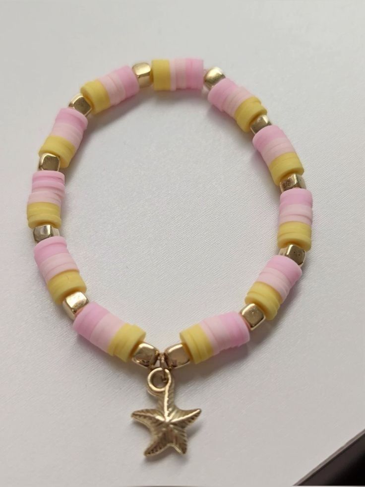 Star Clay Bead Bracelet, Clay Heishi Bead Bracelets Ideas, Round Bead Bracelet Ideas, Clay Bead Bracelets Ideas, Coconut Bracelet, Clay Bracelet Ideas, Pulseras Kandi, Make Clay Beads, Girly Bracelets