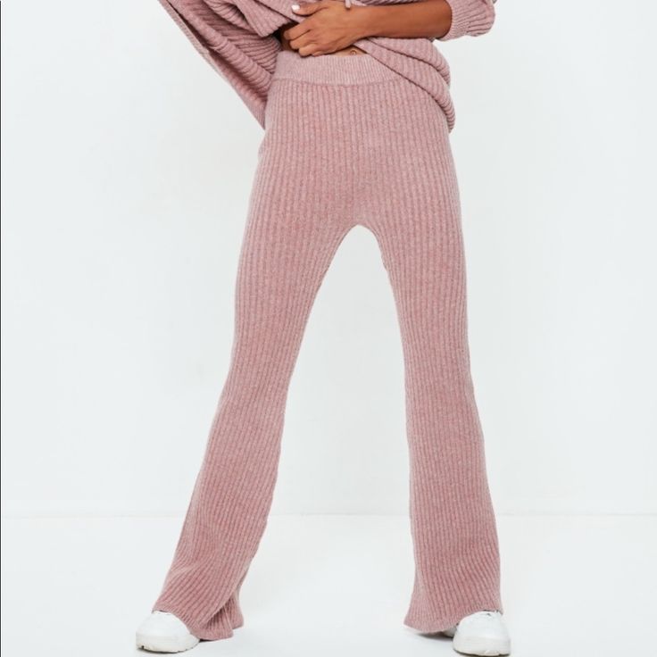 New With Tags Blush Pink Ribbed Trousers Non-stretch Bottoms For Winter Loungewear, Trendy Ribbed High-waisted Pants, Ribbed Fitted Bottoms For Winter, Solid Ribbed Full-length Pants, Fitted Ribbed High-waisted Pants, Solid Color Ribbed Full Length Pants, Full-length Solid Ribbed Pants, Solid Ribbed Trousers, Full Length Solid Ribbed Pants