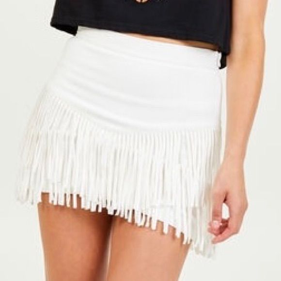 Brand New With Tags Still Attached Product Details Add Some Western Vibes To Your Look With This Super Cute Fringe Mini Skirt! Pair With Your Favorite Cropped Graphic Tee And Booties For A Flirty And Fun Look! Fit: Fitted Closure: Side Zip Material: 35% Rayon, 60% Polyester, 5% Spandex Imported Altar’d State $59.95 Online. White Fringe Skirt Outfit, Summer Fringe Mini Bottoms, White Fitted Fringe Skirt, Fitted Fringe Mini Skirt For Summer, Fitted Mini Skirt With Fringe, Chic White Bottoms With Fringe, Fitted Fringe Skirt For Summer, Fitted Fringe Mini Skirt For Spring, Fitted Fringe Skirt For Spring