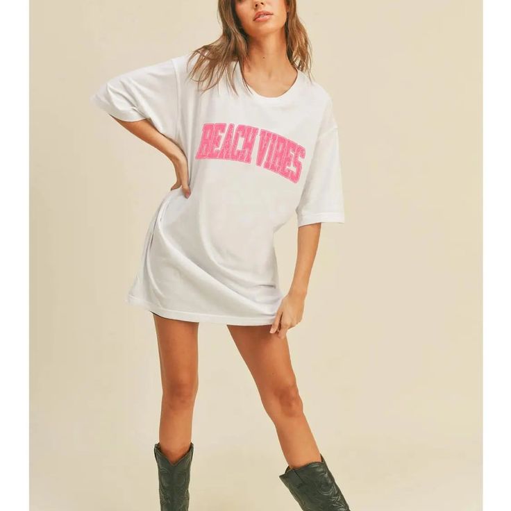 Get The Perfect Summer Look With Our Beach Vibes Graphic Tee. Oversize White Summer Top For Loungewear, Relaxed Tops For Beach Season Day Out, Oversized White Print Summer Tops, Beachy Crew Neck Tops For Spring, Oversized White Print Top For Summer, Relaxed Fit Beachy Tops For Day Out, Beachy Crew Neck Spring Tops, Beachy Relaxed Fit Top For Day Out, Spring Beachy Crew Neck Top