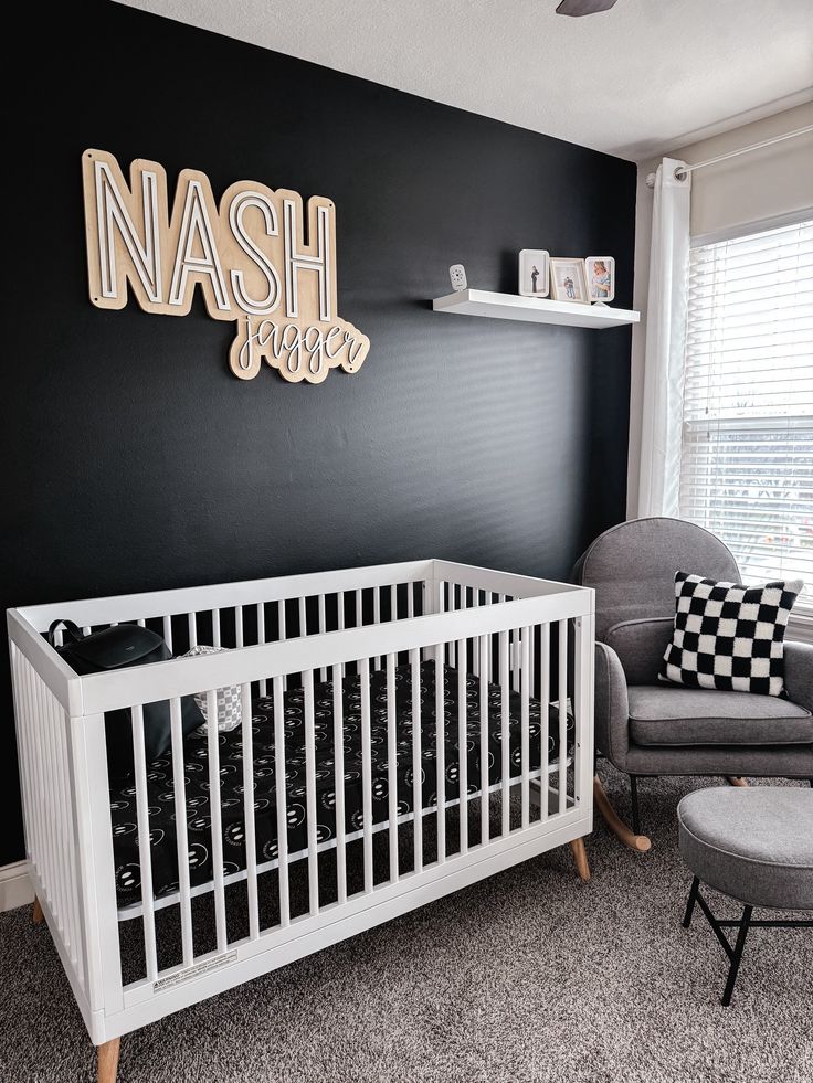 Neutral Black Nursery, Nursery With Black Accent Wall, Grey And Black Nursery Ideas, Black Nursery Wall, Boy Nursery Aesthetic, Dark Nursery Ideas Boys, Modern Boy Nursery Ideas, Cool Boy Nursery, Nursery Ideas Black