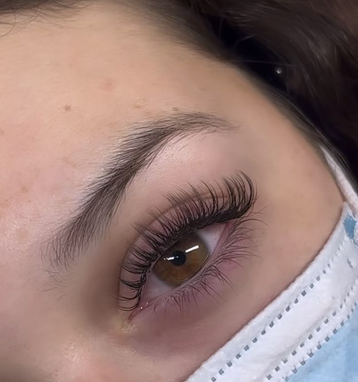 Natural Fluffy Lashes, Silk Lash Extensions, Fluffy Wispy Lashes, Lana Del Rey Lash Extensions, Eyelash Extensions Doe Eye, Lash Extensions No Makeup, Makeup Matte Looks, Thick Classic Lash Extensions, Long Wispy Lash Extensions