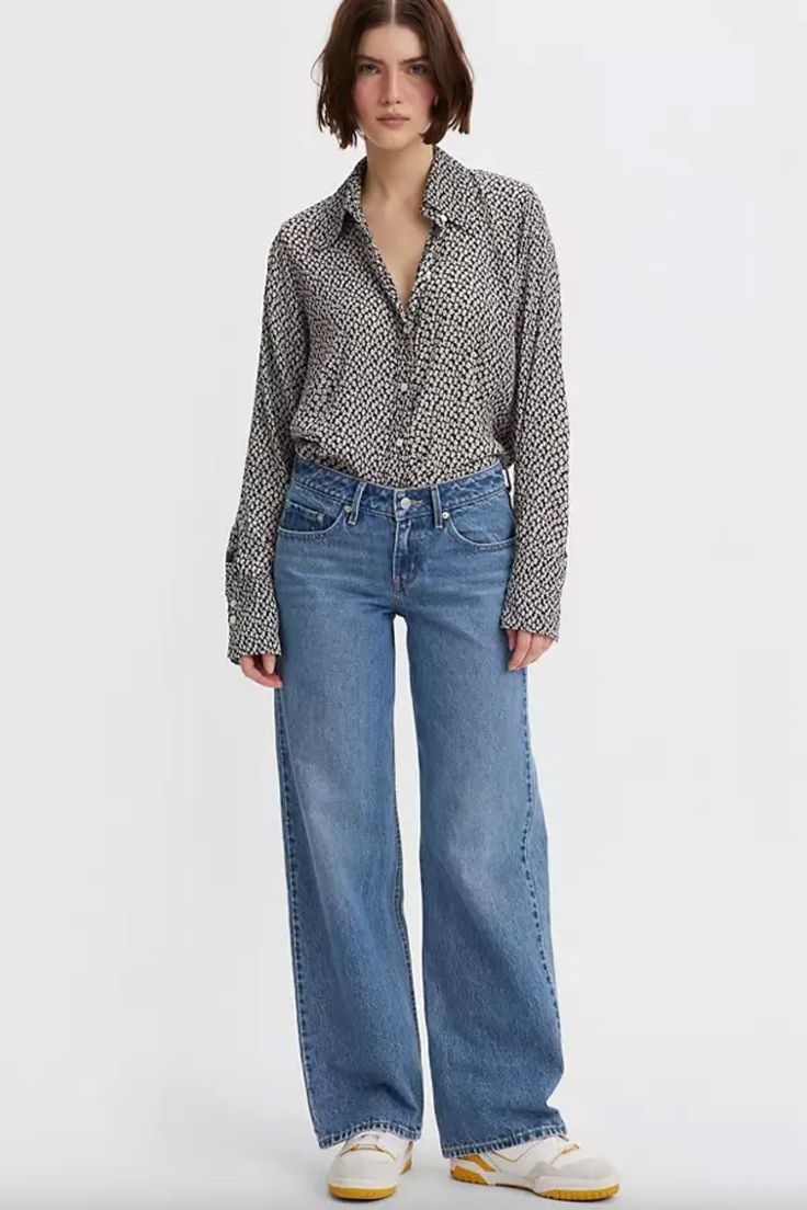 Low rise is here to stay—and our super-flattering Low Loose jeans prove it. Cut with a versatile low rise and a wide, straight leg, they're a throwback Y2K style that's subtle enough to wear every day. STYLE: Real Recognize Real - Medium Wash Low rise jeans inspired by early aughts style Features a straight, wide leg A relaxed fit through the hip and thigh This pair runs a bit small. We suggest buying one or two sizes up. How it Fits Relaxed Through The Hip And Thigh Low rise: 8 3/4" Straight Le Real Recognize Real, Levis Outfit, Lifestyle Trends, Stretchy Jeans, Loose Jeans, T Shirt And Jeans, Low Rise Jeans, Prove It, Y2k Style