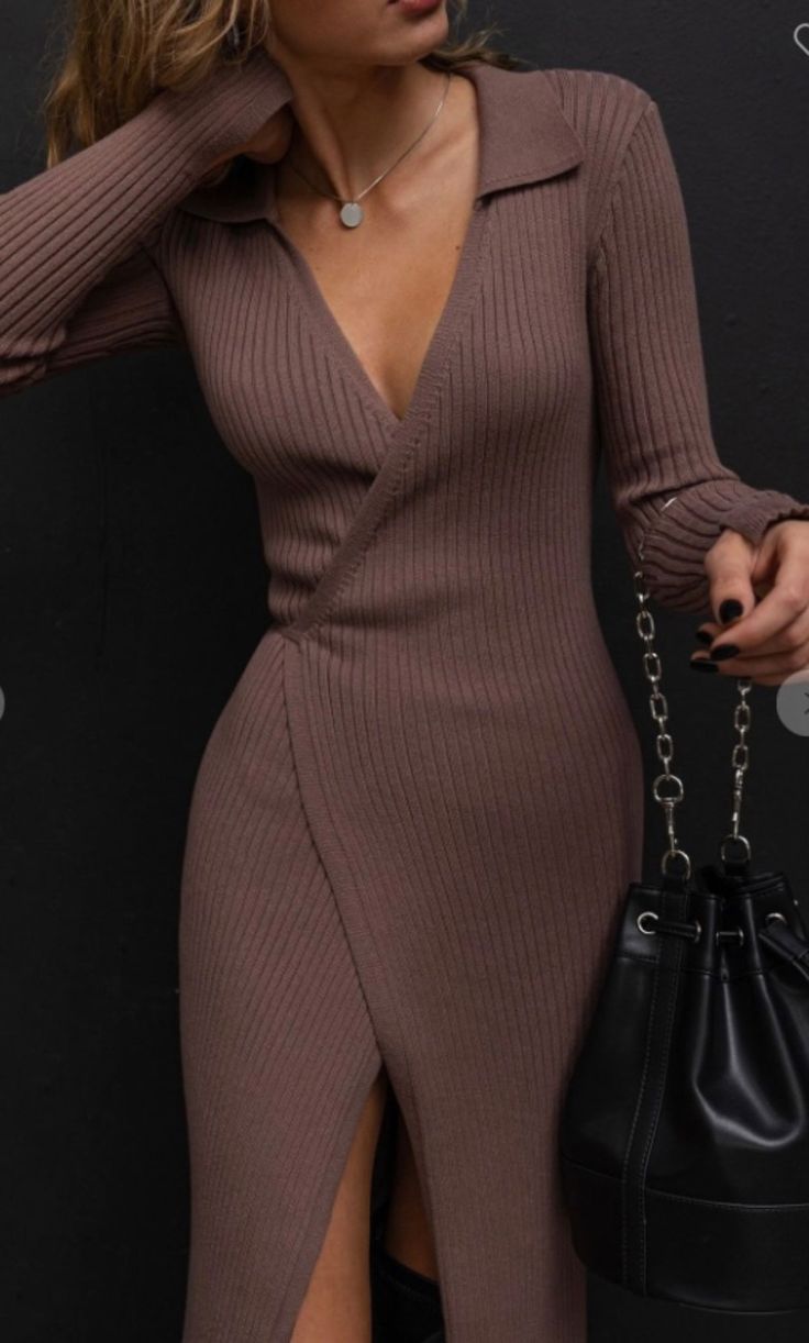 Knitted Fitted Dress, Knit Formal Dress, Collared Dress Outfit Casual, Knit Midi Dress Outfit Fall, Wrap Dress 2023, Elegant Ribbed Knit Bodycon Dress, Ribbed V-neck Sweater Dress For Date Night, Elegant Fall Sweater Dress For Day Out, Elegant Knit Bodycon Dress For Winter