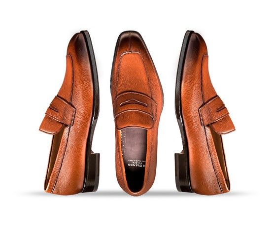 MODEL SB847  CONFIGURATION: LAST: 3376 LEATHER: Soft SOLE: Full Leather, 8mm Thickness COLOR: Cuoio Shoe Making, Brown Tones, Modern Lifestyle, Style Expert, Monk Strap, Style Tips, Summer Style, Gq, Derby