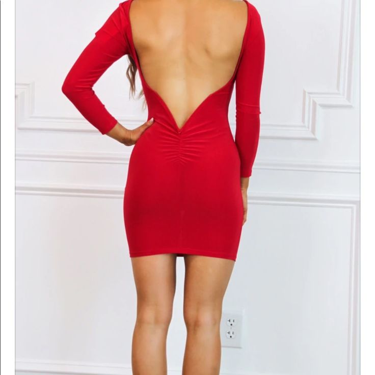 Ntw Cocktail Dress With A Deep V Back. Super Flattering And Sexy Yet Not Too Revealing. Size Medium Flirty Backless Bodycon Dress For Cocktail, Stretch Backless Dress For Night Out, V-neck Backless Dress With Cutout Back For Party, Bodycon Backless Dress For Night Out, Stretch Backless Dress For Going Out, Flirty Backless Bodycon Dress For Party Season, Flirty Bodycon Backless Dress For Night Out, Stretch Backless Mini Dress For Going Out, Long Sleeve Stretch Backless Dress For Date Night