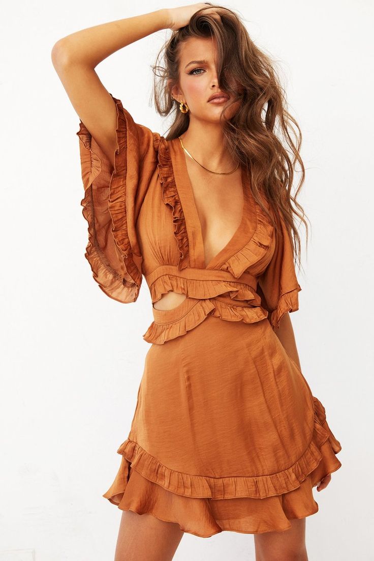 Yours Truly Dress // Tan Country Style Dresses, Indie Dresses, Brown Mini Dress, Casual Summer Outfits For Women, Exaggerated Sleeves, Tan Dresses, Sleep Dress, Photo Outfit, How To Pose