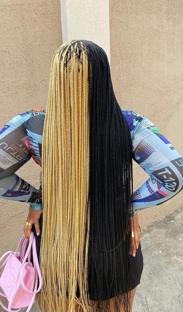 2 Tone Box Braids, 2 Color Braids For Black Women, Split Color Knotless Braids, Black Women Colored Braids, Half Colour Braids, 350 And 613 Box Braids Color, Half And Half Color Braids, Knotless Box Braids Medium Color Combo, Half Blonde Half Black Braids