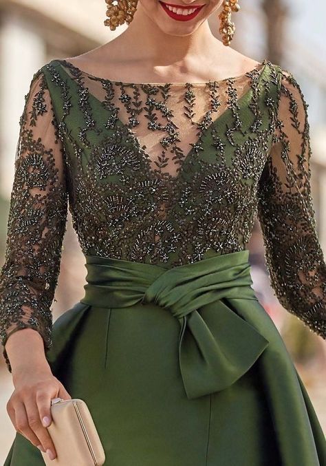 Evening Dresses For Weddings Mothers, Fall Style Essentials, Teens Outfits, Outfit Verano, Outfit Sport, Accessories Outfit, Dresses For Weddings, Joy Dress, Satin Evening Gown