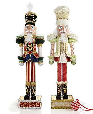 two nutcrackers are standing next to each other