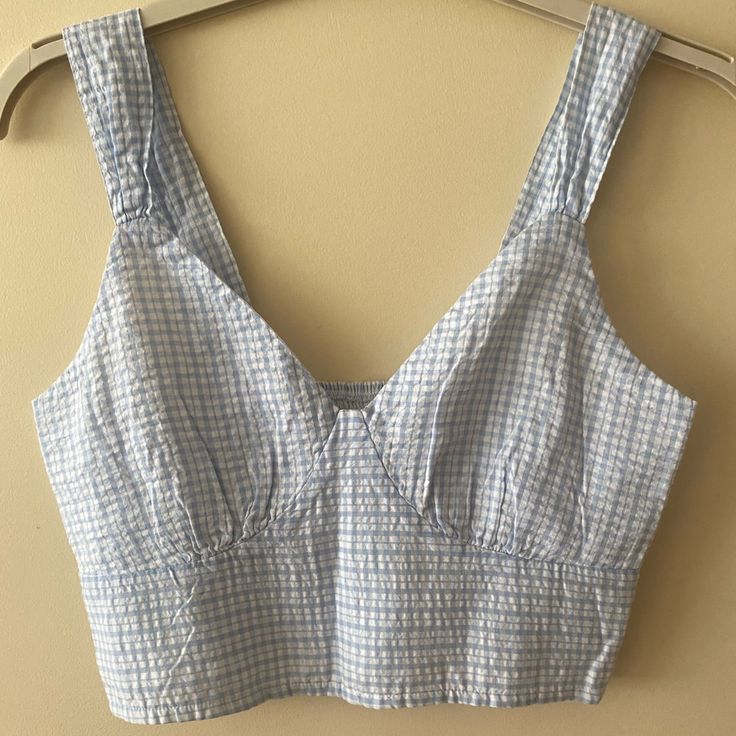 Nwt Super Flattering Gingham Corset Style Crop Top With Adjustable Length Straps. Light Blue And White. Cotton V-neck Tops For Picnic, Cotton Gingham Top For Daywear, Fitted Gingham Tops For Daywear, Summer Gingham V-neck Top, Gingham Cropped Cotton Top, Cropped Gingham Cotton Top, Fitted Gingham V-neck Top, Gingham Corset, Gingham Crop Top