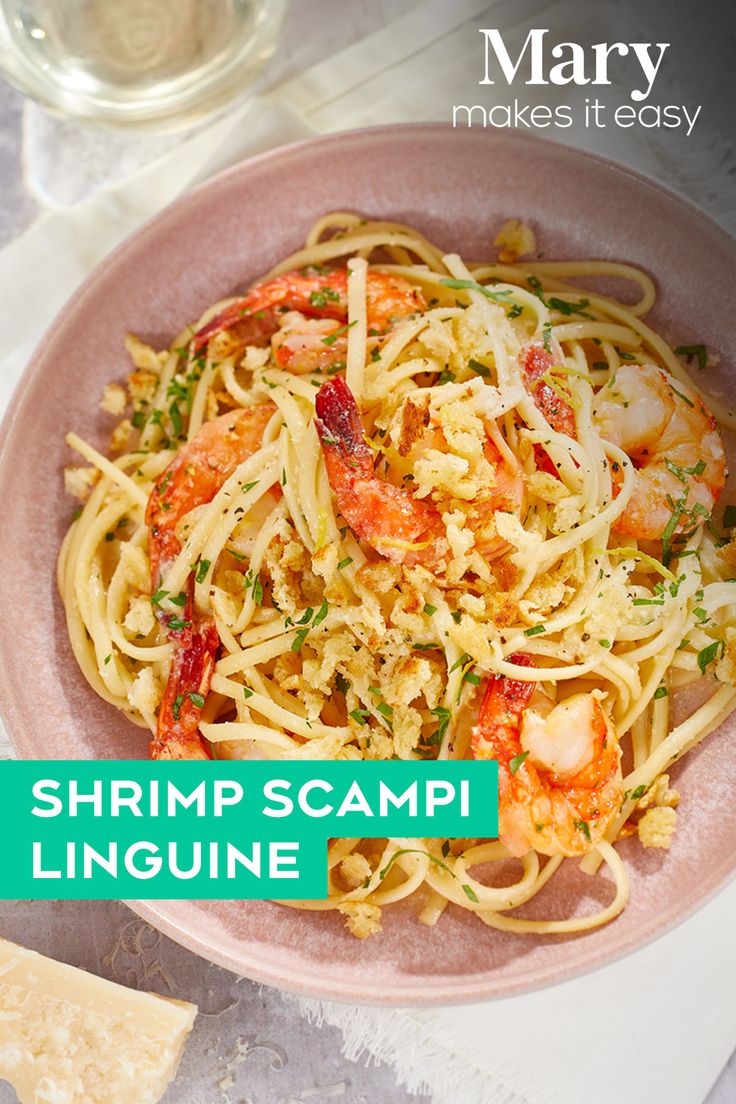 shrimp scampi linguine with parmesan crackers on the side