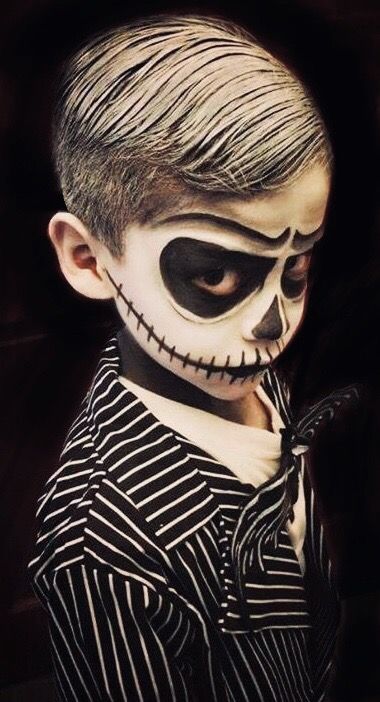 Halloween Fun For Kids, Skellington Costume, Halloween Makeup For Kids, Halloween Costumes Pictures, Jack Skellington Costume, Halloweenský Makeup, Den Mrtvých, Spooky Things