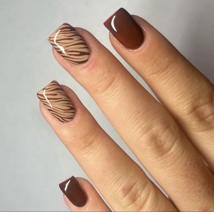 Short Fall Nail Designs, Short Fall Nail, Brown Nails Design, Zebra Nails, Gel Nail Art Designs, Fall Gel Nails, Fancy Nails Designs, Autumn Look, Blush Nails