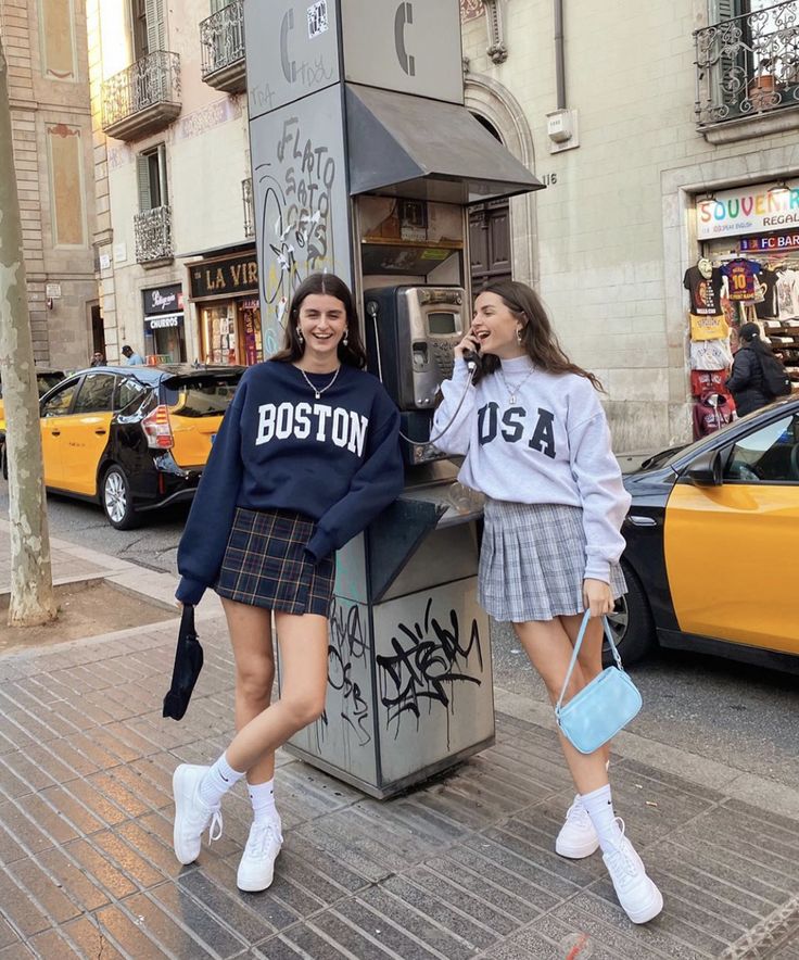 Mode Indie, Bff Matching Outfits, Bestie Outfits, Matching Outfits Best Friend, Tennis Skirt Outfit, Best Friend Outfits, Bff Outfits, Grunge Look, Tumblr Outfits