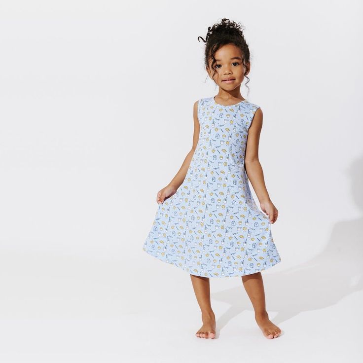 Get ready for a sprinkle of sweetness with our Milk & Cookies Blue Bamboo Girls' Sleeveless Dress! Crafted from ultra-soft bamboo fabric, this dress is as comfortable as it is adorable. Perfect for playdates, parties, or simply lounging around, it features a charming design that will make your little one smile. Treat her to the perfect blend of style and comfort with this irresistible dress. Shop now and let her indulge in the sweetness of Milk & Cookies! Perfect Fit: Tailored to suit all body t Toddler Girl Christmas Dresses, Sequin Dress Outfit, Girls Gold Dress, Girl Green Dress, Purple Girls Dress, Blue Bamboo, Flower Girl Dresses Blue, Toddler Christmas Dress