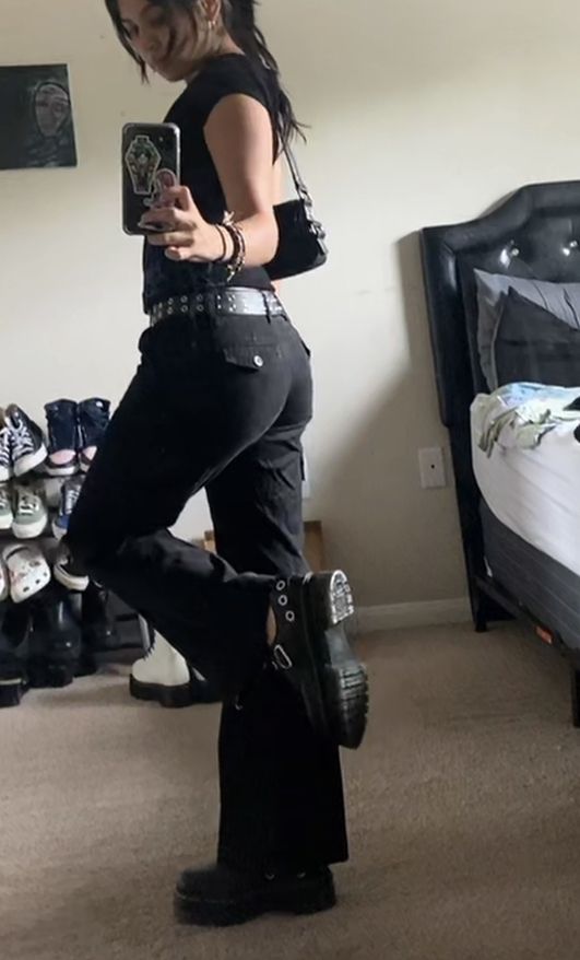 Bootcut Jeans Outfit Goth, Alternative Fancy Outfit, Alt Flare Jeans Outfit, Alternative Black Outfit, Casual Goth Aesthetic Outfit, Black Jeans Goth Outfit, The Front Bottoms Concert Outfit, Industrial Goth Outfit, Long Black Sleeve Shirt Outfit