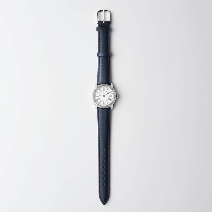 Our classic navy watch strap is crafted with smooth, oh-so-buttery leather that wears beautifully over time. Wear for a clean and understated pop of color. Leather Strap Watch Women, Vintage Timepiece, Luxury Watch Brands, Navy Gold, Navy Leather, Roman Numerals, Luxury Watch, Brown Gold, Watch Brands